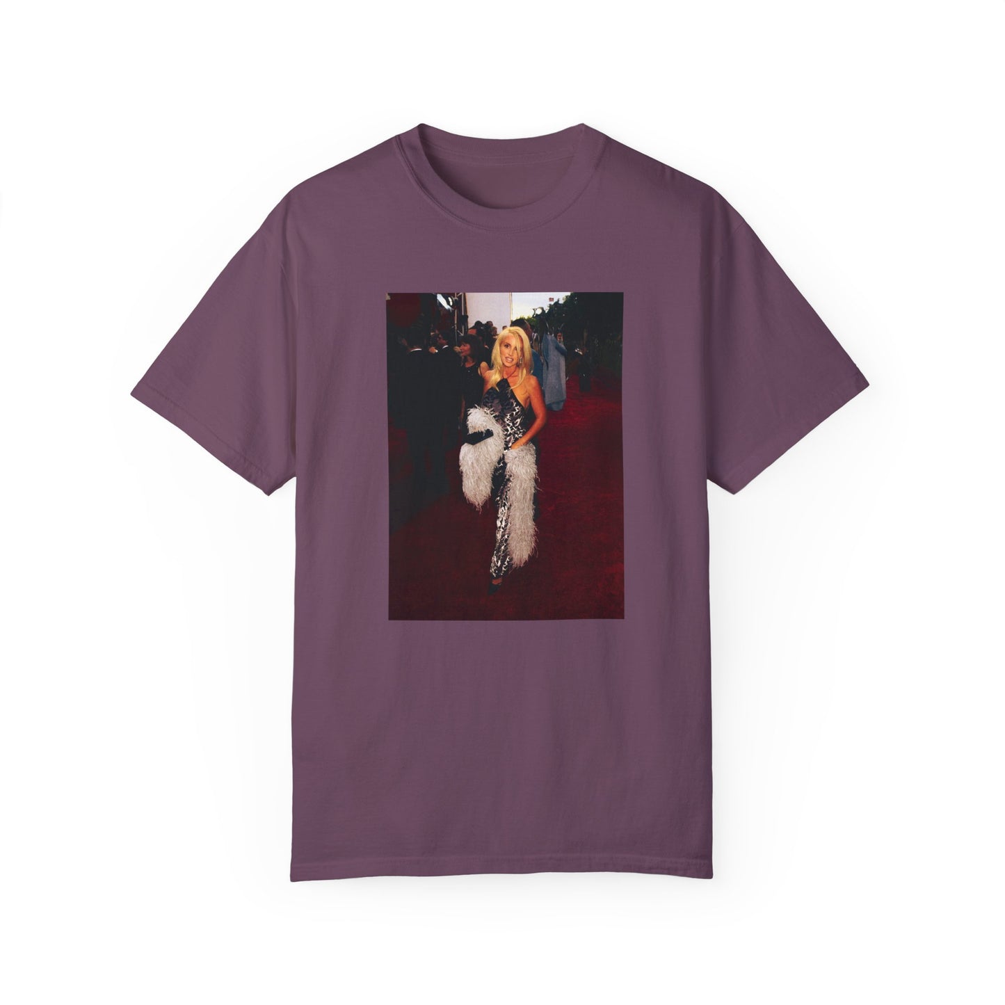 "RED CARPET" Camille Grammer | Comfort Colors T-Shirt