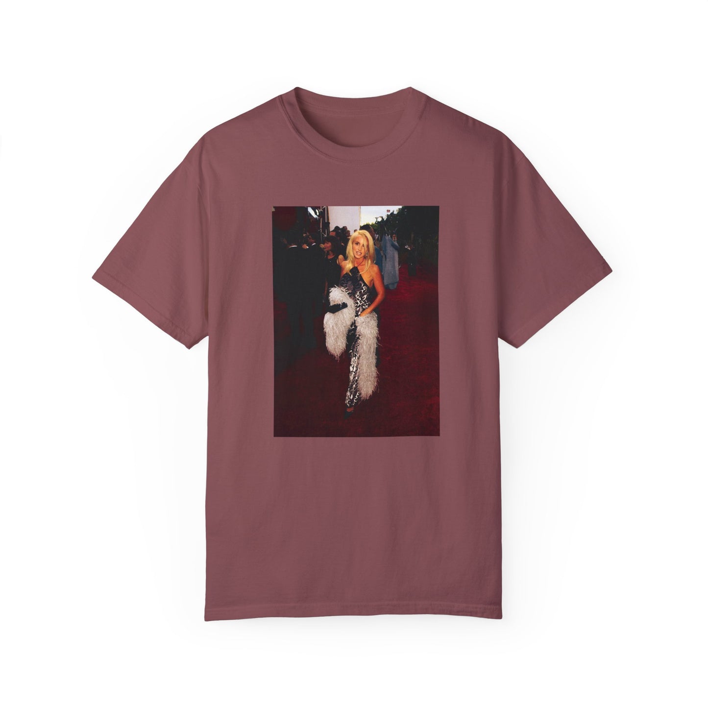 "RED CARPET" Camille Grammer | Comfort Colors T-Shirt