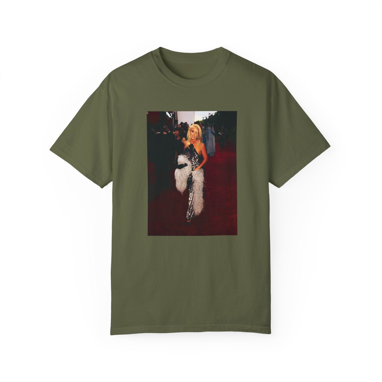 "RED CARPET" Camille Grammer | Comfort Colors T-Shirt