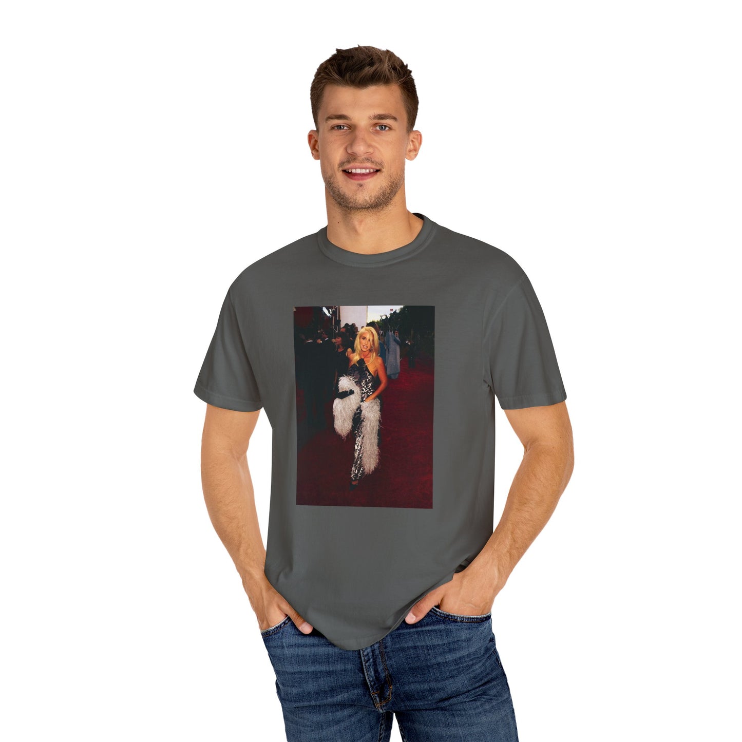 "RED CARPET" Camille Grammer | Comfort Colors T-Shirt