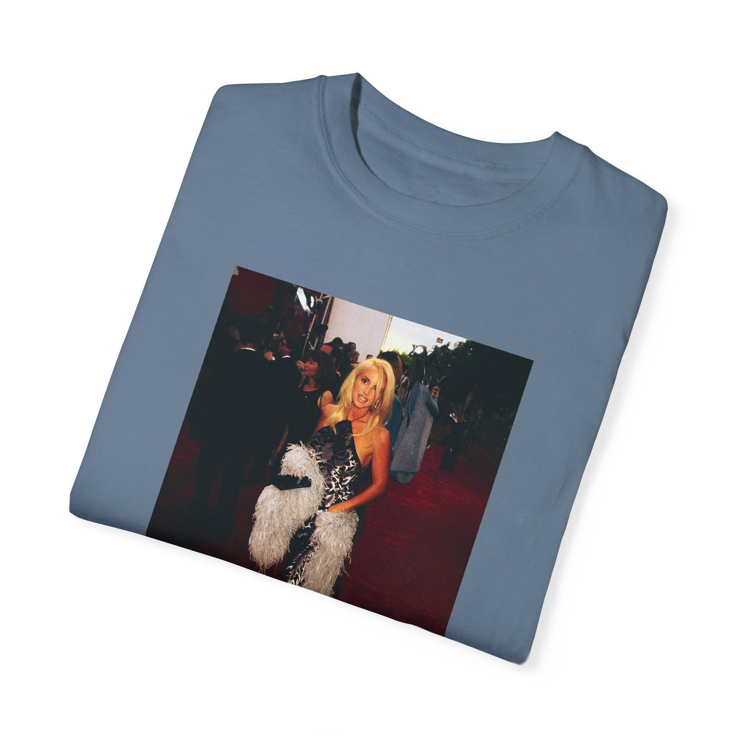 "RED CARPET" Camille Grammer | Comfort Colors T-Shirt