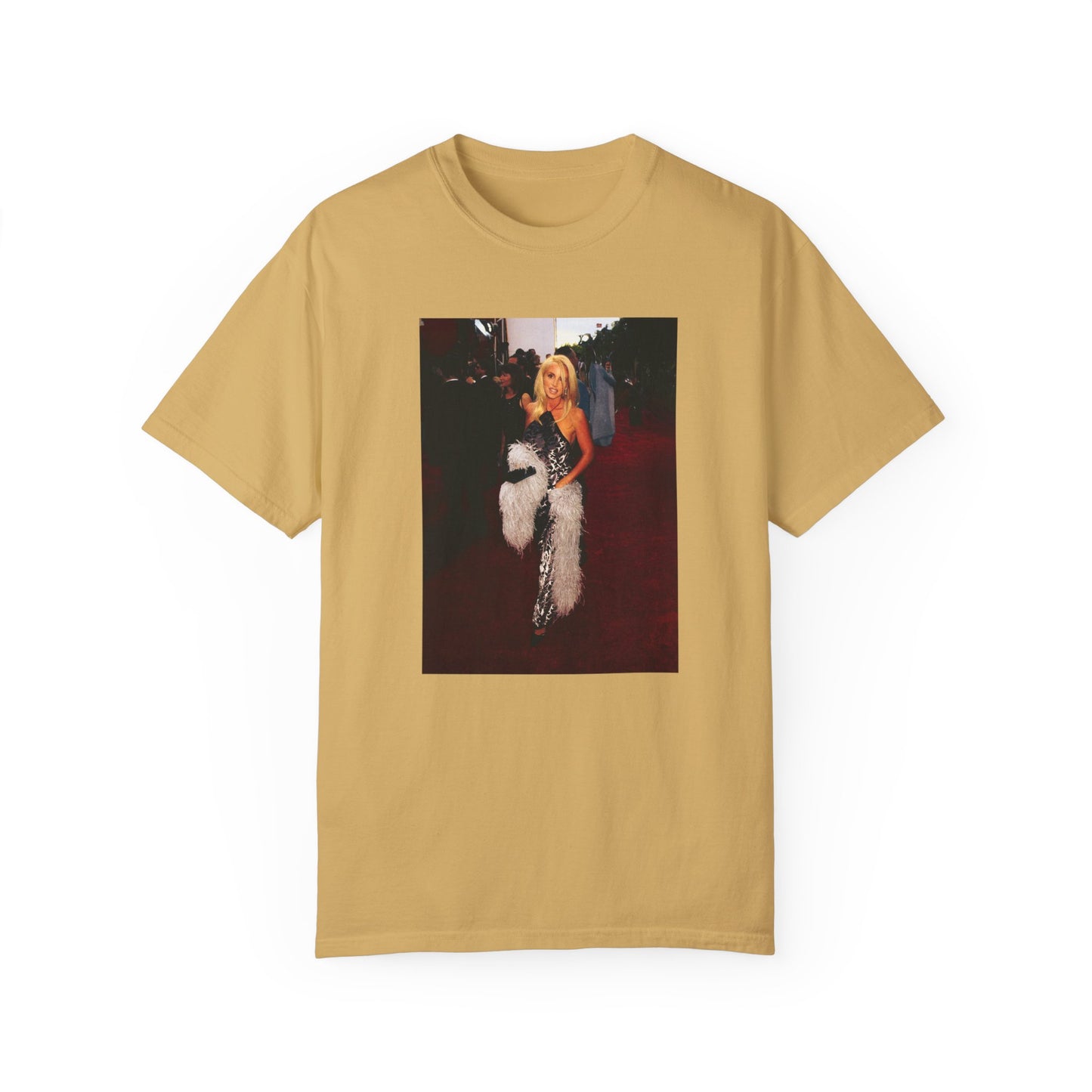 "RED CARPET" Camille Grammer | Comfort Colors T-Shirt