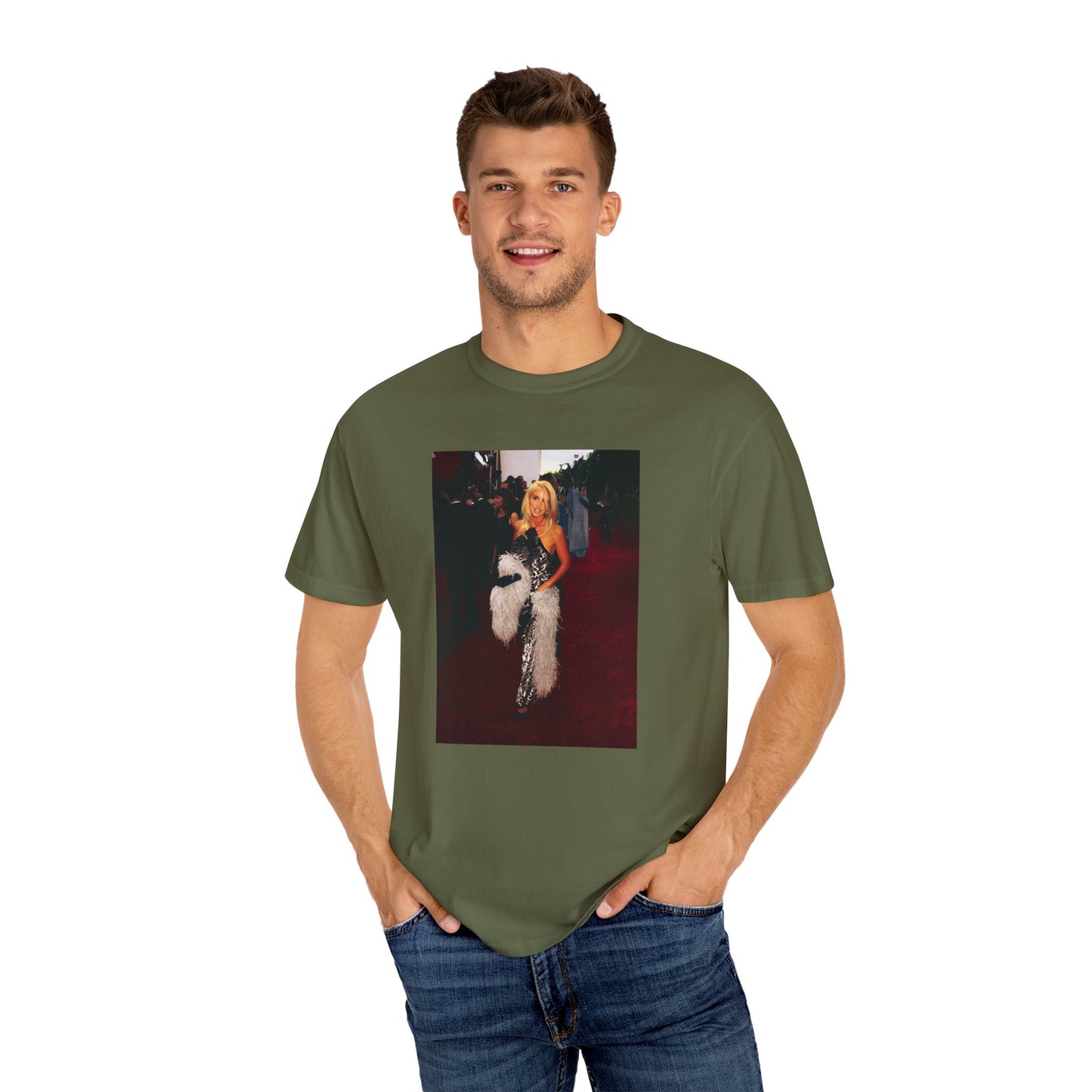 "RED CARPET" Camille Grammer | Comfort Colors T-Shirt