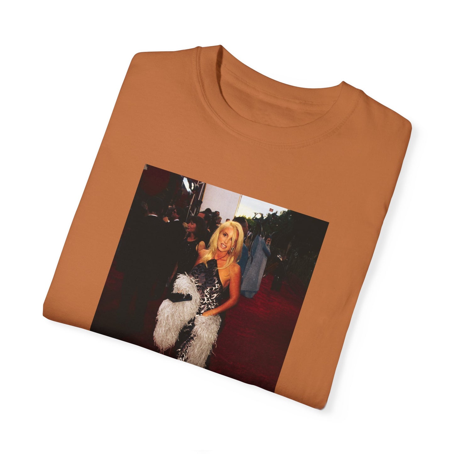 "RED CARPET" Camille Grammer | Comfort Colors T-Shirt
