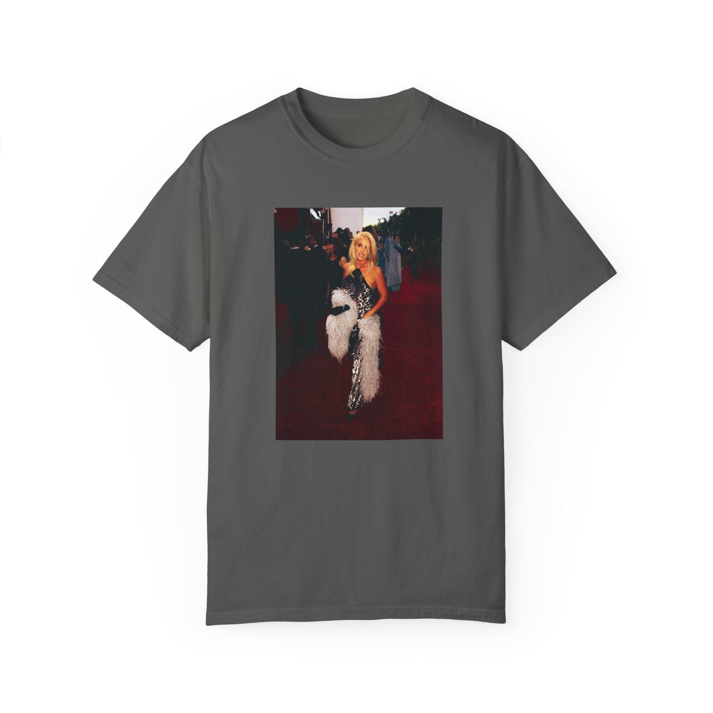 "RED CARPET" Camille Grammer | Comfort Colors T-Shirt